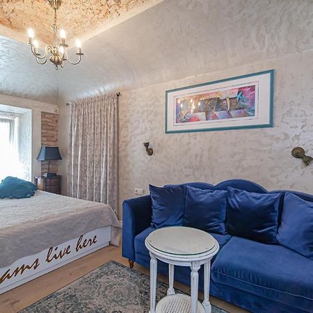 Luxury Apartment In Pilies Street Vilnius Eksteriør billede